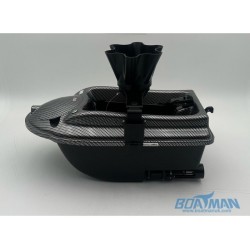 Лодка за захранка с разпръсквач Boatman Actor Plus + Bait Spreader 