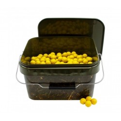 Протеинови топчета в кофа CarpMax 2,5кг Banana
